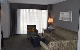 Holiday Inn And Suites East Peoria By Ihg